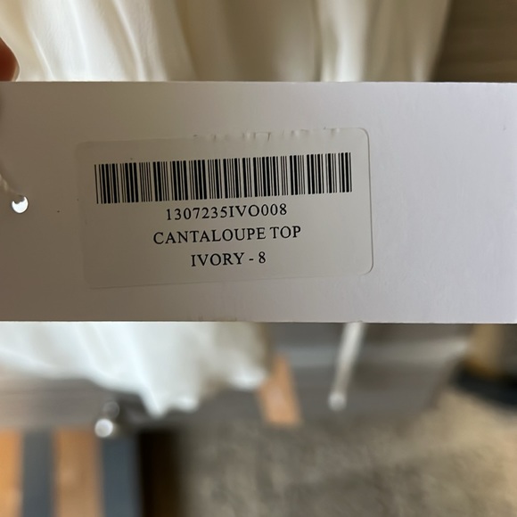 NWT Reformation Cantaloupe Top - Picture 3 of 5